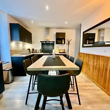 Des Randonneurs, Jardin & Bbq Et Borne Ve *